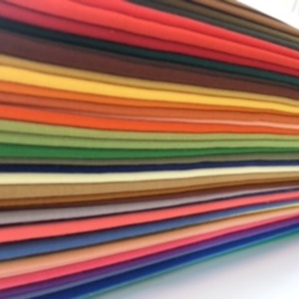 鹿児島でパーソナルカラーの講座を受けたい方は桃色物語にご相談ください