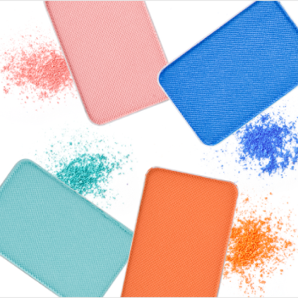 鹿児島でメイクアップレッスンでしたら桃色物語をぜひご検討ください