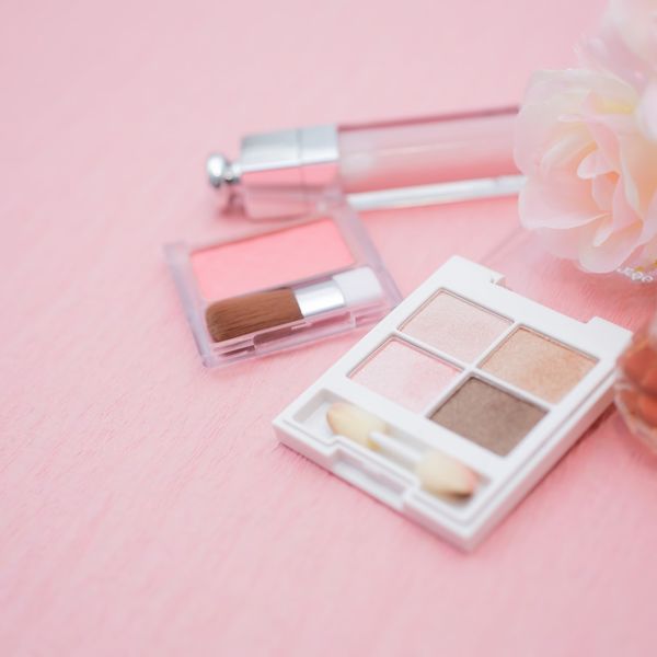 鹿児島でメイクアップを習うなら桃色物語へどうぞ